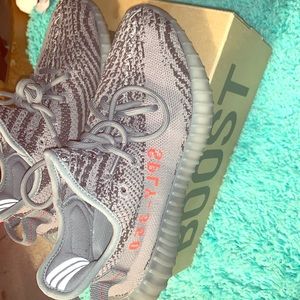 350 Yeezy Boost Beluga 2.0